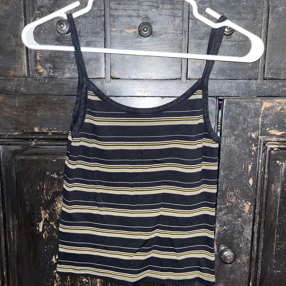 RVCA women’s striped crop top!!